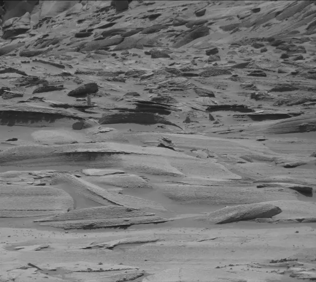 Sol 3575: Mast Camera (Mastcam)