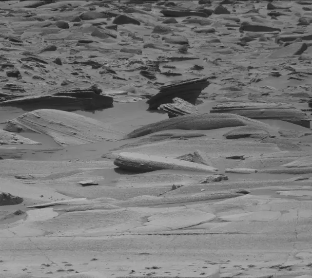 Sol 3575: Mast Camera (Mastcam)