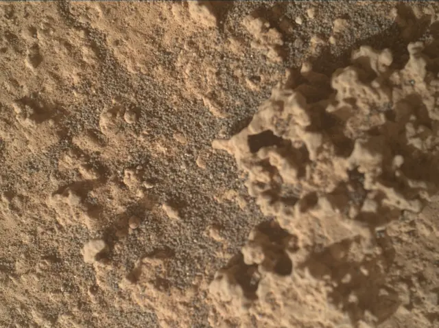 Sol 3575: Mars Hand Lens Imager (MAHLI)