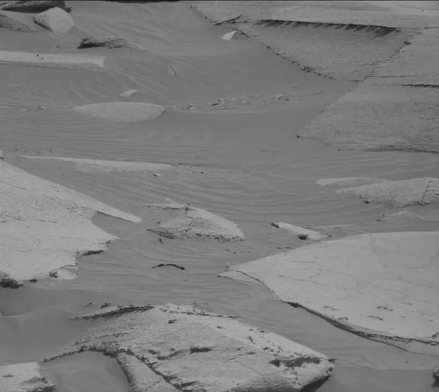 Sol 3578: Mast Camera (Mastcam)
