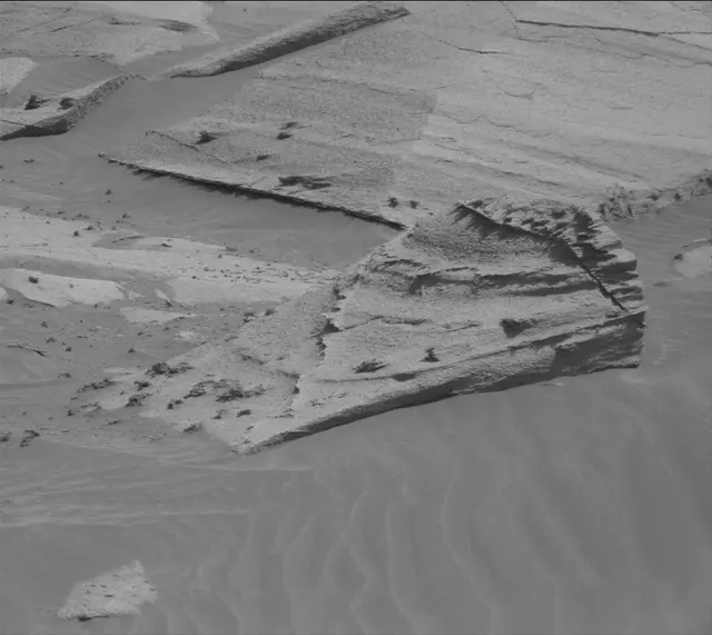 Sol 3578: Mast Camera (Mastcam)