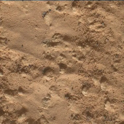 Sol 3578: Mars Hand Lens Imager (MAHLI)