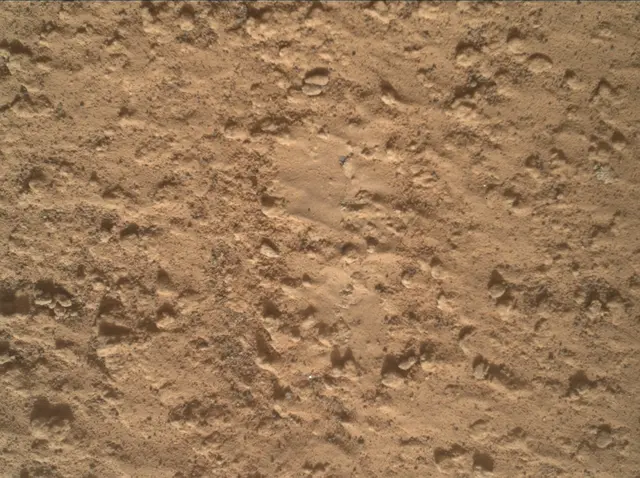 Sol 3578: Mars Hand Lens Imager (MAHLI)