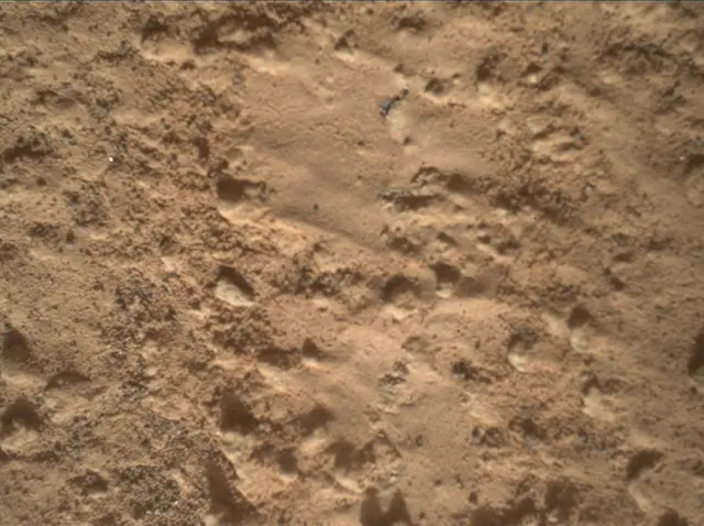 Sol 3578: Mars Hand Lens Imager (MAHLI)