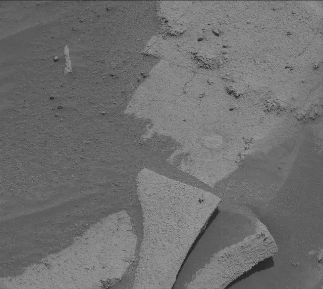 Sol 3579: Mast Camera (Mastcam)