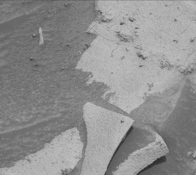Sol 3579: Mast Camera (Mastcam)