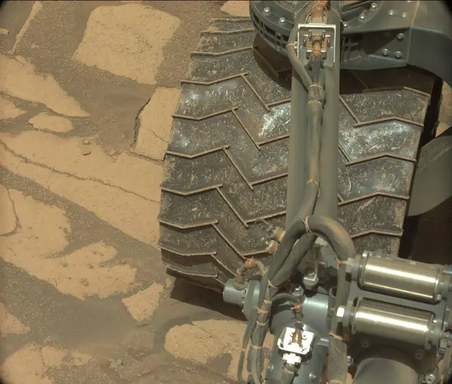 Sol 3579: Mast Camera (Mastcam)