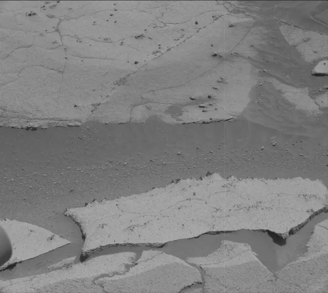 Sol 3579: Mast Camera (Mastcam)