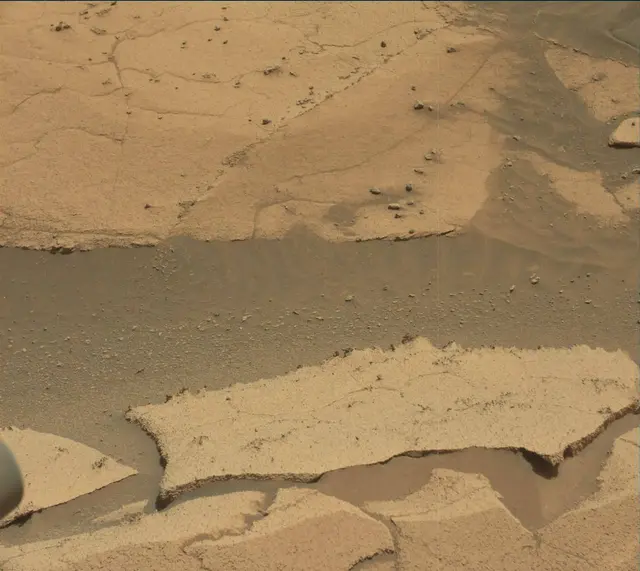Sol 3579: Mast Camera (Mastcam)