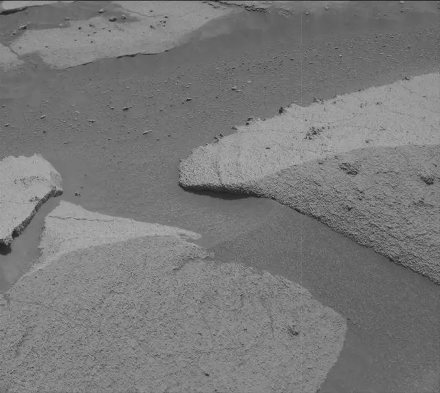 Sol 3579: Mast Camera (Mastcam)