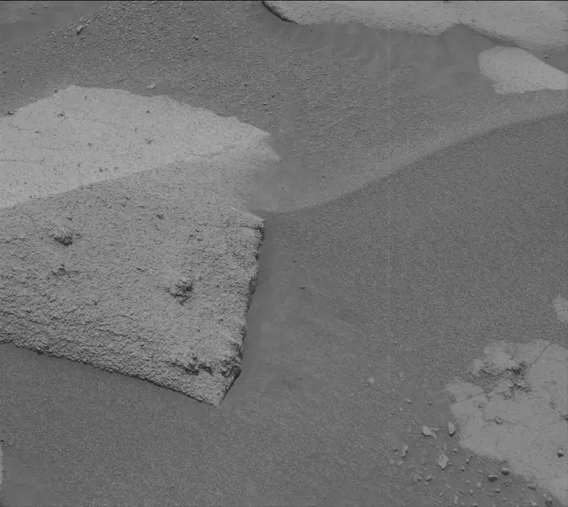 Sol 3579: Mast Camera (Mastcam)