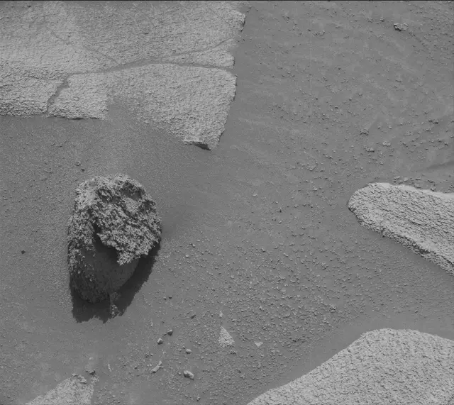 Sol 3580: Mast Camera (Mastcam)