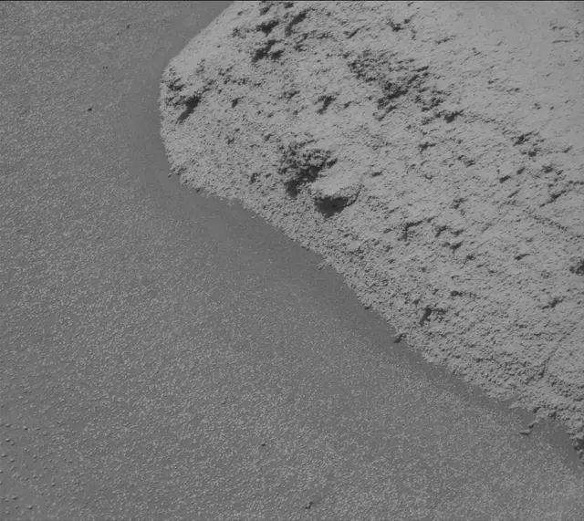 Sol 3580: Mast Camera (Mastcam)