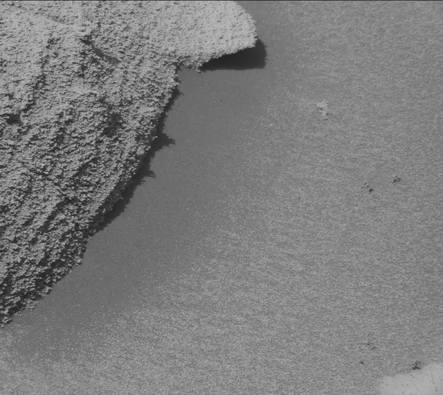 Sol 3580: Mast Camera (Mastcam)