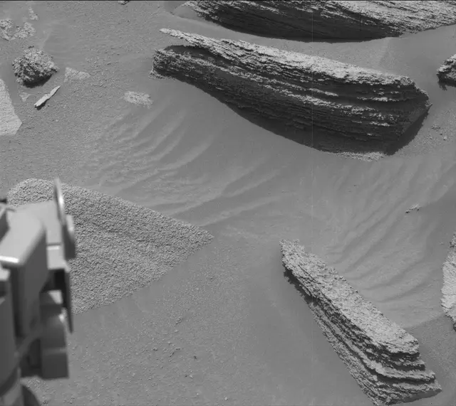 Sol 3582: Mast Camera (Mastcam)