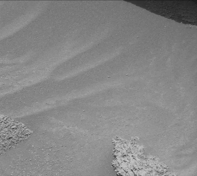 Sol 3582: Mast Camera (Mastcam)