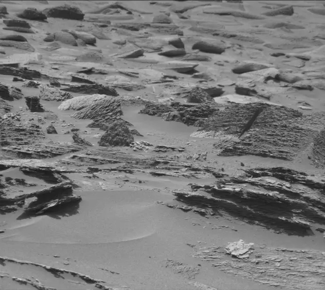 Sol 3582: Mast Camera (Mastcam)