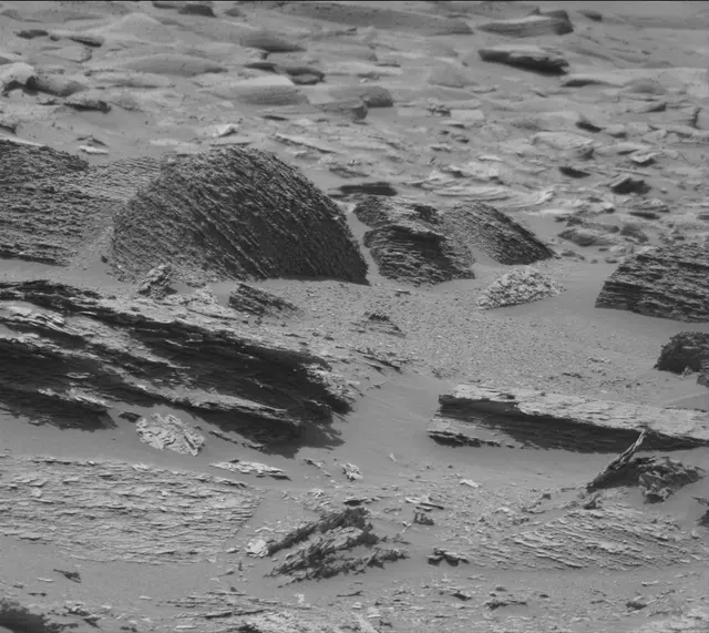 Sol 3582: Mast Camera (Mastcam)
