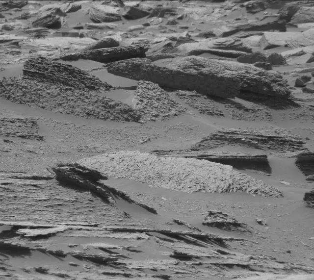 Sol 3582: Mast Camera (Mastcam)