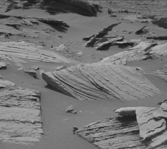 Sol 3582: Mast Camera (Mastcam)