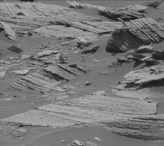 Sol 3582: Mast Camera (Mastcam)