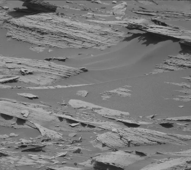 Sol 3582: Mast Camera (Mastcam)