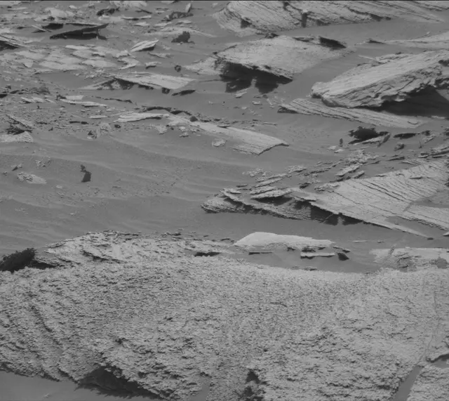 Sol 3582: Mast Camera (Mastcam)