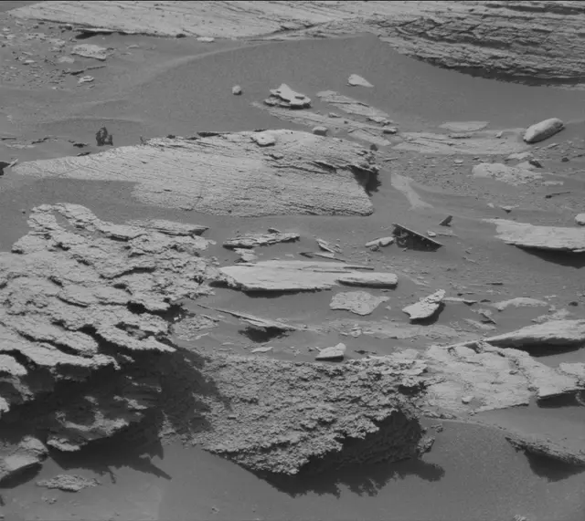 Sol 3582: Mast Camera (Mastcam)