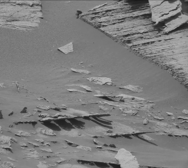 Sol 3582: Mast Camera (Mastcam)