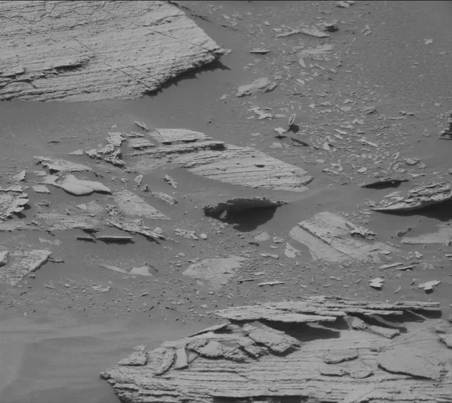 Sol 3582: Mast Camera (Mastcam)