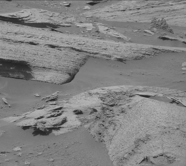 Sol 3582: Mast Camera (Mastcam)