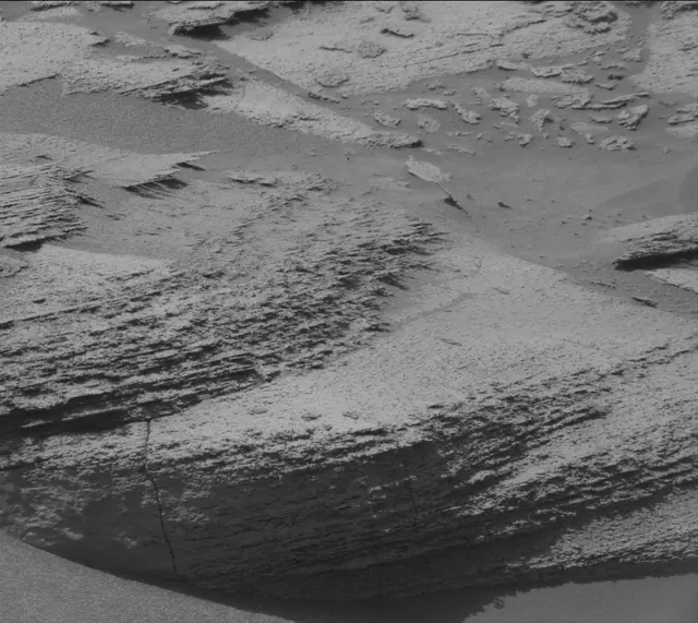 Sol 3582: Mast Camera (Mastcam)