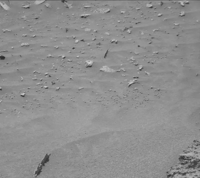 Sol 3582: Mast Camera (Mastcam)