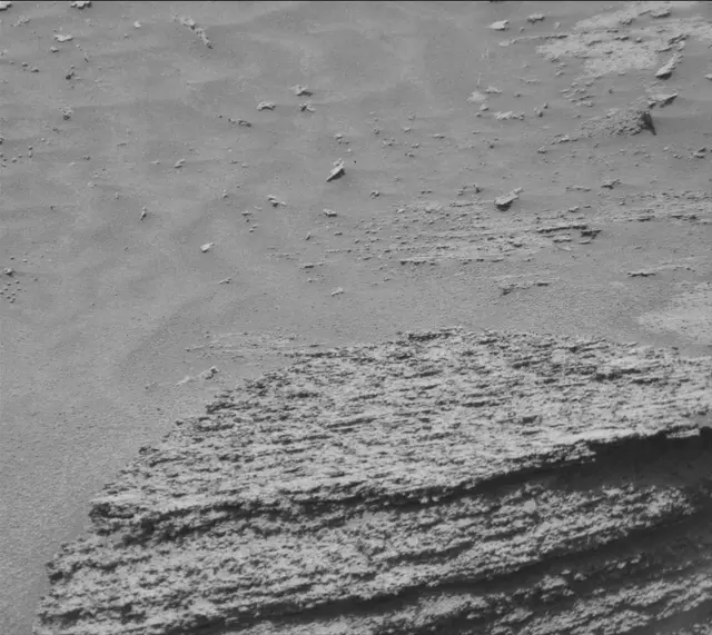Sol 3582: Mast Camera (Mastcam)
