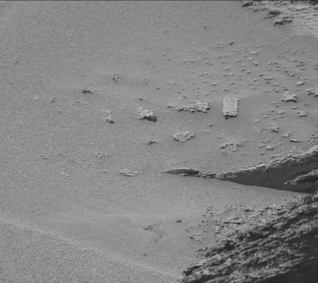 Sol 3582: Mast Camera (Mastcam)