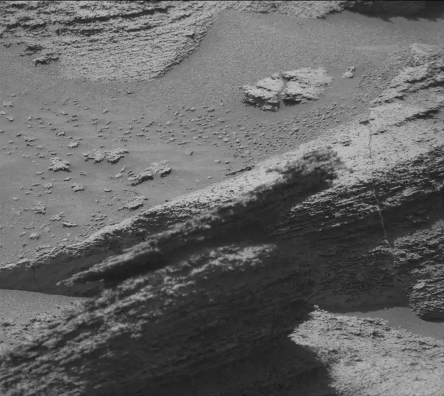 Sol 3582: Mast Camera (Mastcam)