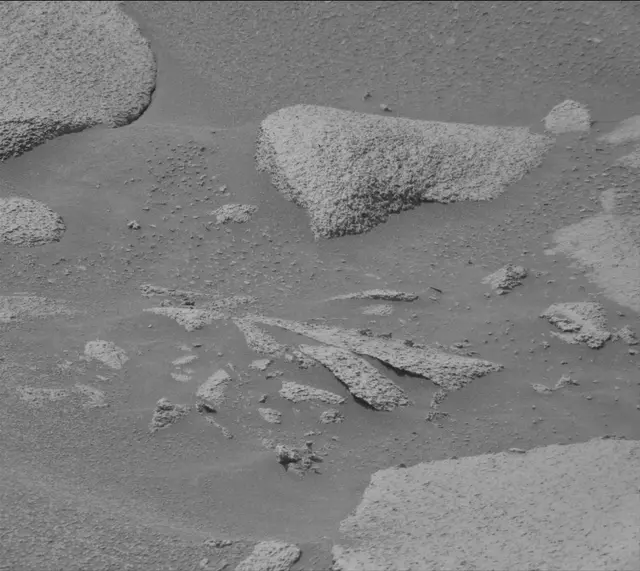 Sol 3582: Mast Camera (Mastcam)