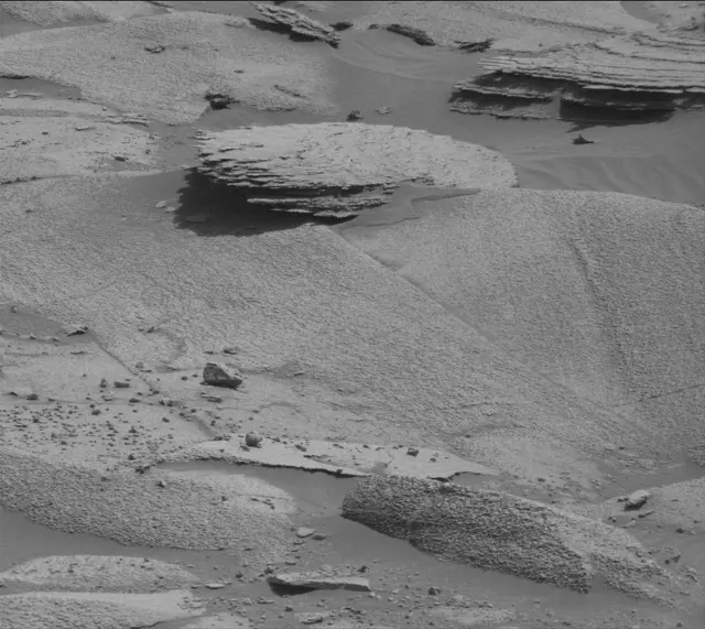 Sol 3582: Mast Camera (Mastcam)