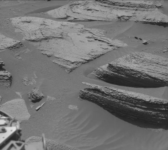 Sol 3583: Mast Camera (Mastcam)