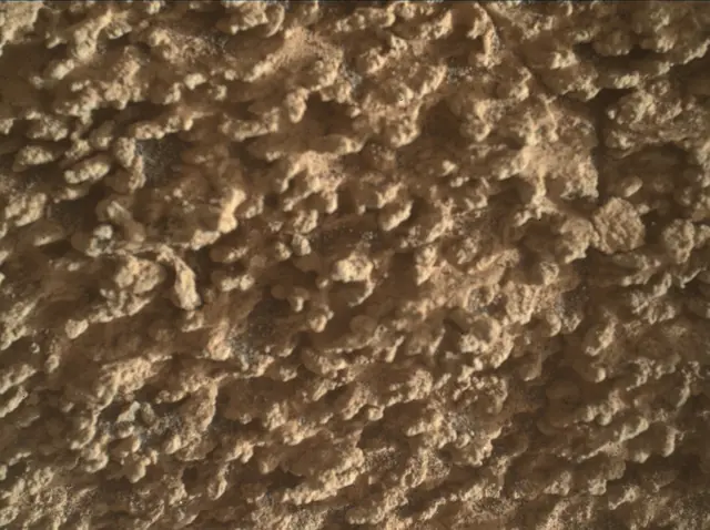Sol 3583: Mars Hand Lens Imager (MAHLI)