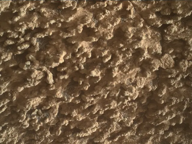 Sol 3583: Mars Hand Lens Imager (MAHLI)