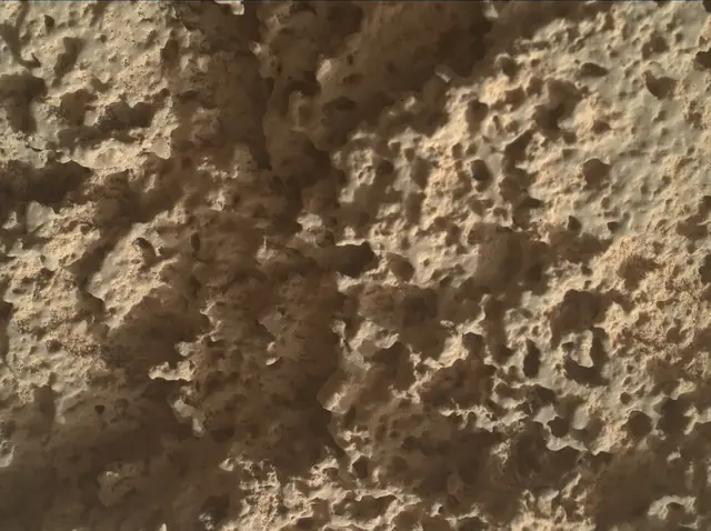 Sol 3583: Mars Hand Lens Imager (MAHLI)