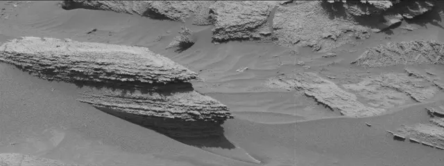 Sol 3589: Mast Camera (Mastcam)