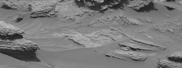 Sol 3589: Mast Camera (Mastcam)