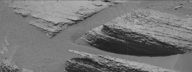 Sol 3589: Mast Camera (Mastcam)