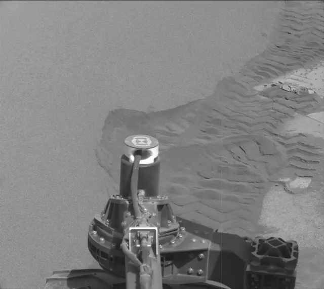 Sol 3589: Mast Camera (Mastcam)