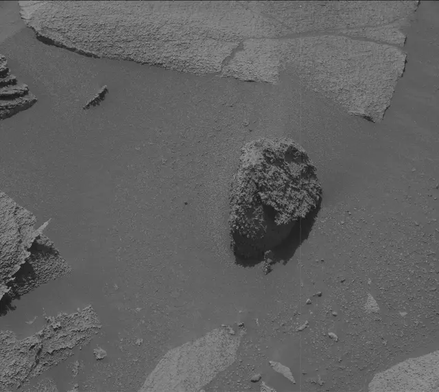 Sol 3589: Mast Camera (Mastcam)