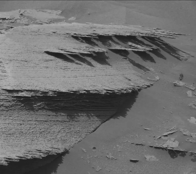 Sol 3589: Mast Camera (Mastcam)
