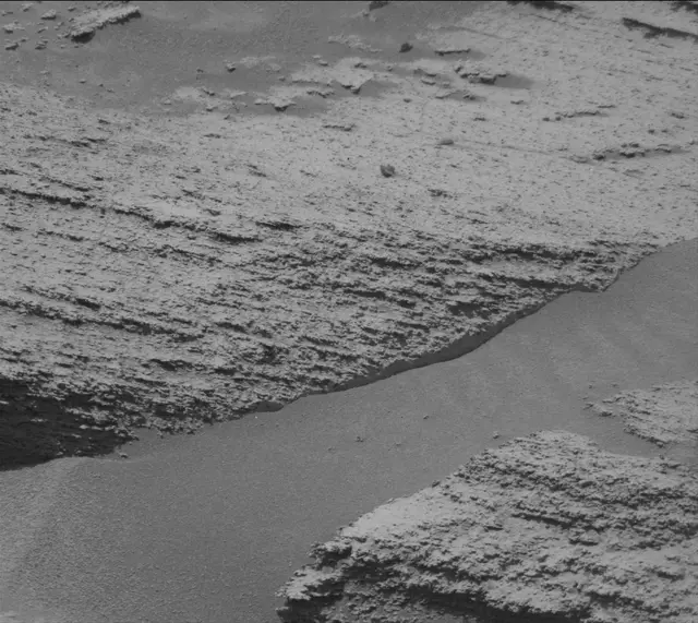 Sol 3589: Mast Camera (Mastcam)