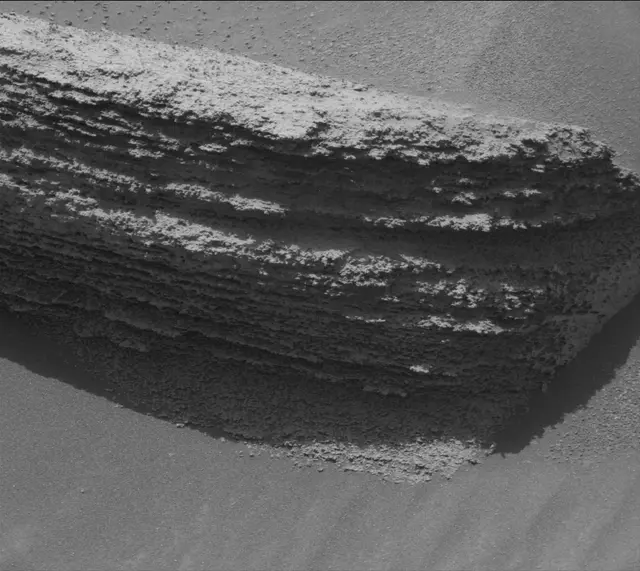 Sol 3589: Mast Camera (Mastcam)